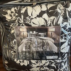 INC International Concepts Black and White Floral Comforter Set